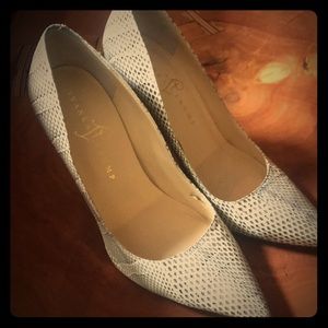 Ivanka Trump - Stilettos